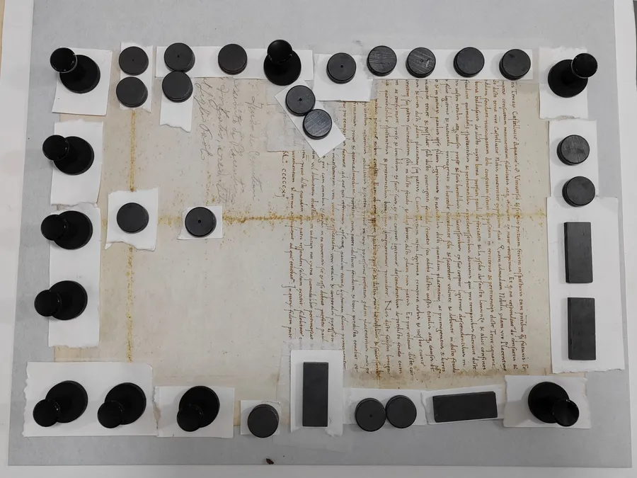 Restauro carteggio diplomatico